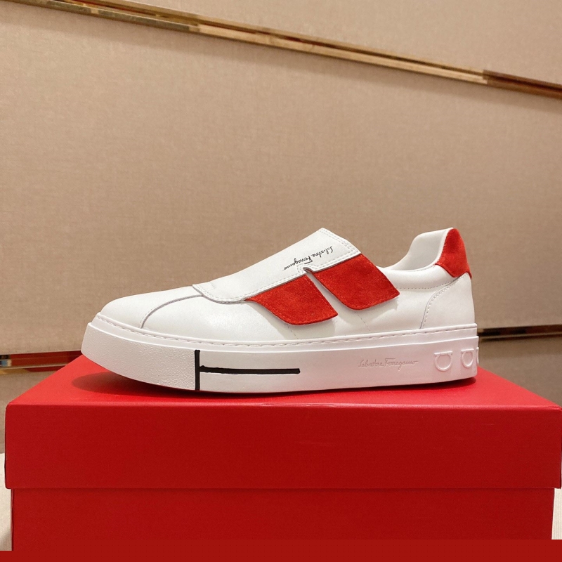 G*u*i casual shoes